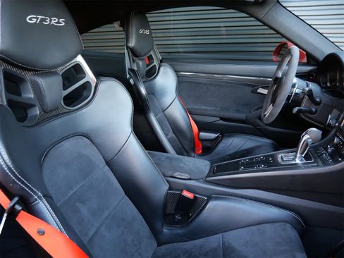 Used 2016 Porsche 911 GT3 RS image 29