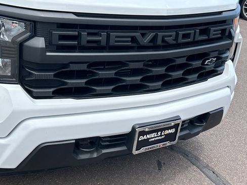 Used 2024 Chevrolet Silverado 1500 Custom w/ Turbomax Blackout Package AWD/4WD image 21