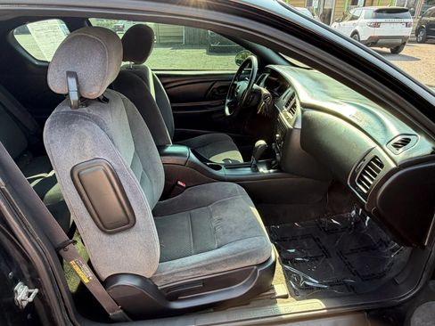 Used 2006 Chevrolet Monte Carlo LT w/ Preferred Equipment Group FWD image 14