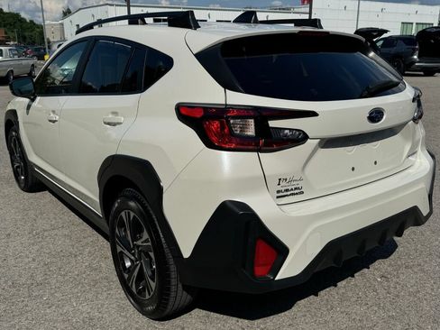 Used 2025 Subaru Crosstrek 2.5i Premium AWD/4WD image 5