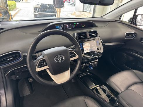 Certified 2017 Toyota Prius Four Touring image 15