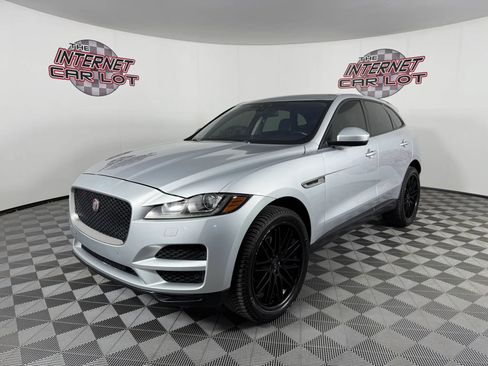 Used 2017 Jaguar F-PACE Premium AWD/4WD image 3