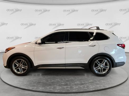 Used 2017 Hyundai Santa Fe Limited AWD/4WD image 3