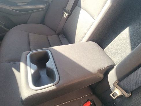 Used 2025 Nissan Altima 2.5 SV image 17