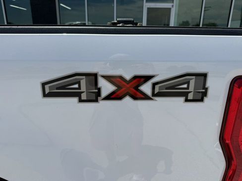 Used 2019 Ford F250 XL w/ Power Equipment Group AWD/4WD image 19