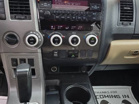 Used 2013 Toyota Sequoia SR5 AWD/4WD image 15