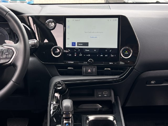 Used 2025 Lexus NX 350h AWD w/ Accessory Package (2T) image 30
