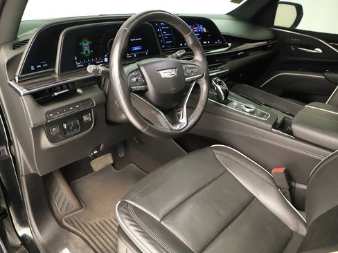 Used 2022 Cadillac Escalade Sport w/ LPO, ONYX Package AWD/4WD image 15