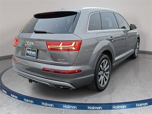 Used 2017 Audi Q7 3.0T Premium Plus w/ Premium Plus Package image 5