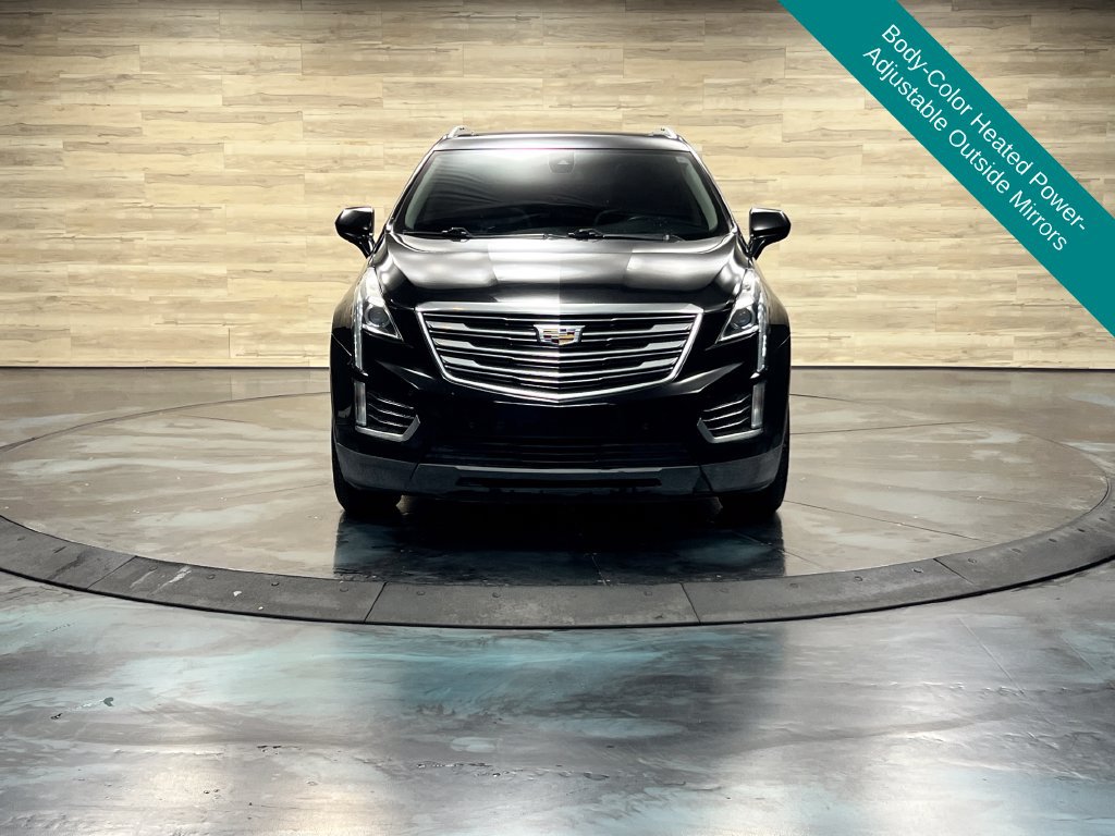 Used 2017 Cadillac XT5 Luxury w/ Driver Awareness Package FWD image 9
