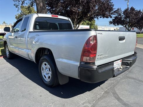 Used 2012 Toyota Tacoma 2WD Access Cab image 9