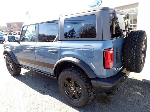 New 2025 Ford Bronco Big Bend w/ Black Diamond Package image 3