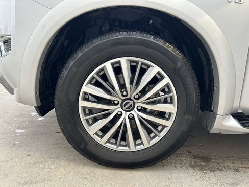 Used 2021 Nissan Armada SL w/ Captain's Chairs Package image 11