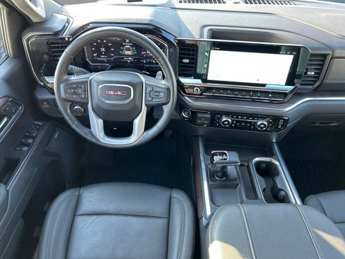 Used 2024 GMC Sierra 1500 SLT w/ SLT Premium Plus Package AWD/4WD image 32