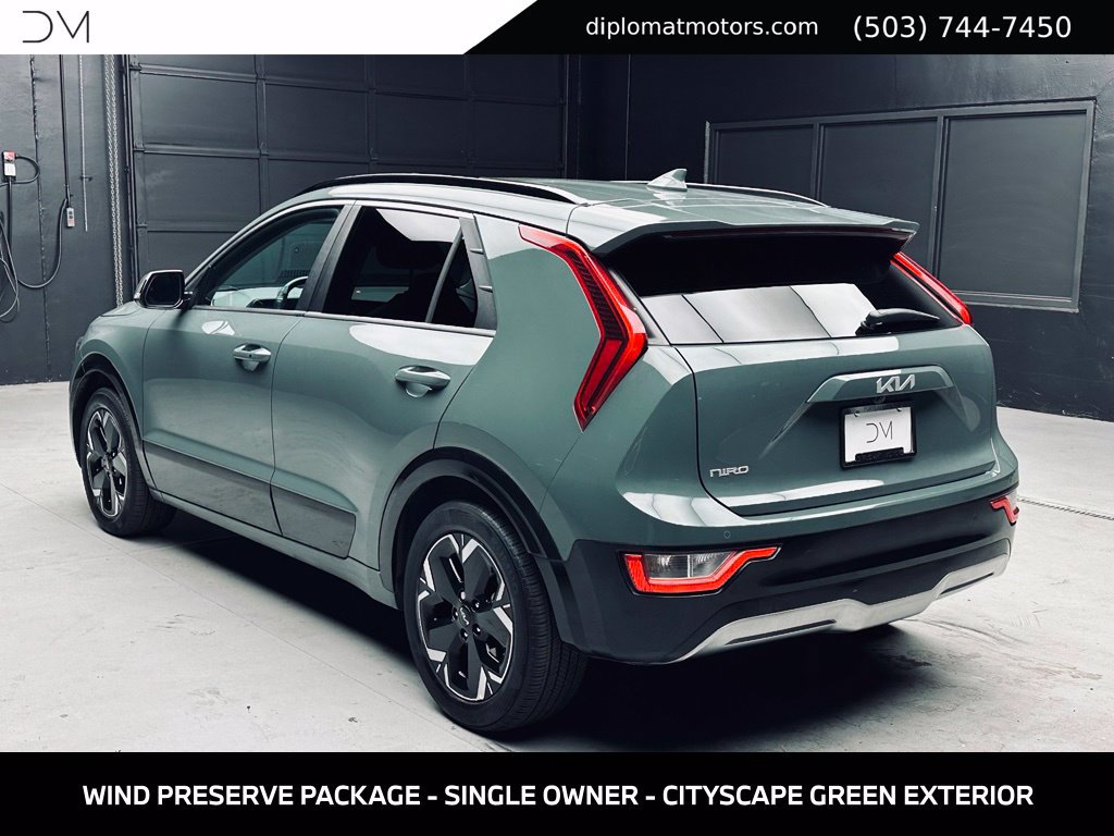 Used 2023 Kia Niro Wind w/ Wind Preserve Package FWD image 5