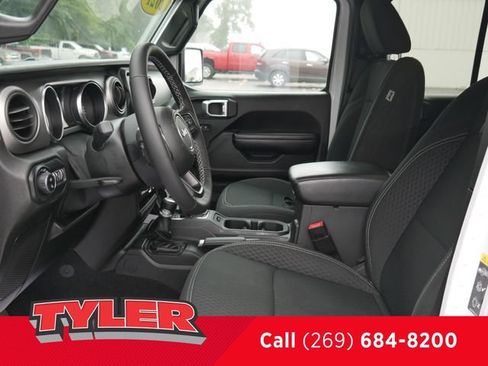Used 2021 Jeep Gladiator Sport w/ Quick Order Package 24Q 80Th AWD/4WD image 36