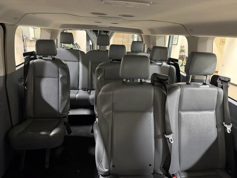 Used 2019 Ford Transit 150 XL RWD image 40