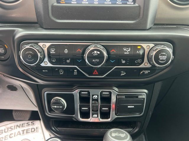 Used 2021 Jeep Wrangler Unlimited Sport AWD/4WD image 25