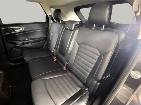 Used 2017 Ford Edge SEL w/ Equipment Group 201A FWD image 19