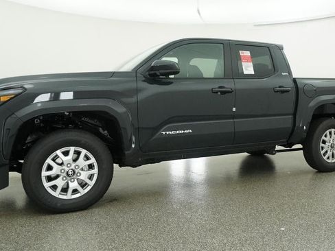 New 2026 Toyota Tacoma SR5 AWD/4WD image 18