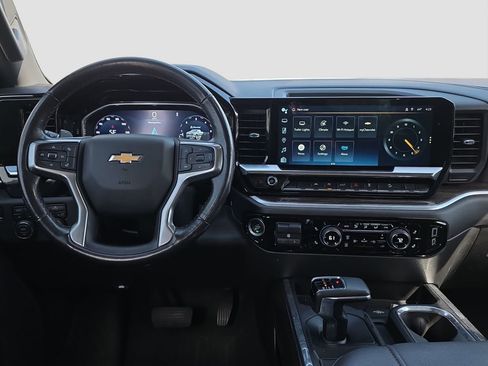 Used 2023 Chevrolet Silverado 1500 LT AWD/4WD image 13