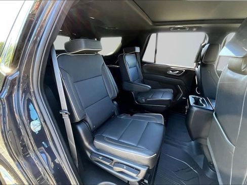 Used 2024 Chevrolet Tahoe Premier w/ Premium Package AWD/4WD image 25