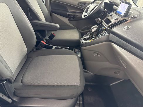 Used 2020 Ford Transit Connect XL image 21