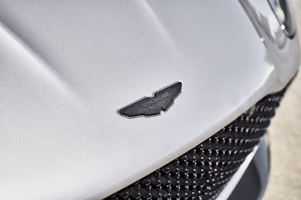 Used 2023 Aston Martin DBS Coupe RWD image 5