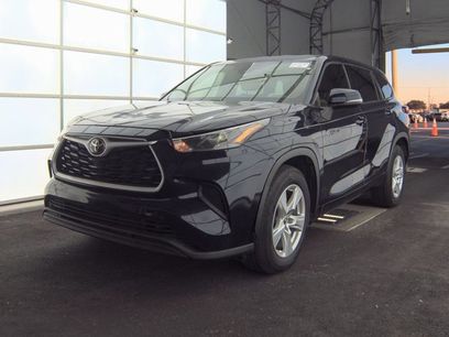 Used 2022 Toyota Highlander L