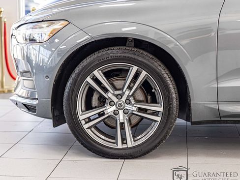 Used 2018 Volvo XC60 T5 Momentum w/ Convenience Package AWD/4WD image 7