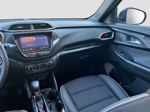 Used 2023 Chevrolet TrailBlazer RS w/ Convenience Package image 22