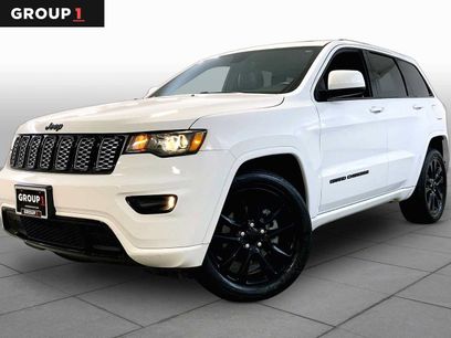 Used 2018 Jeep Grand Cherokee Altitude