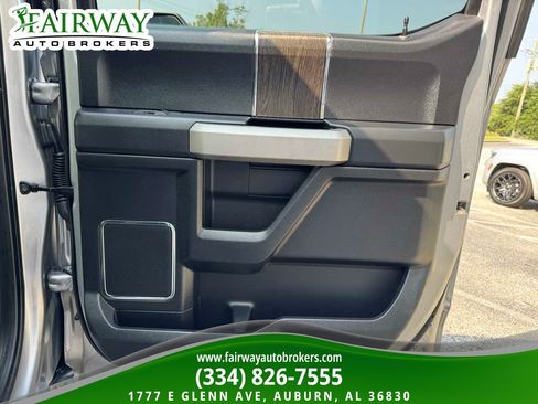 Used 2021 Ford F250 Lariat w/ Lariat Ultimate Package AWD/4WD image 29