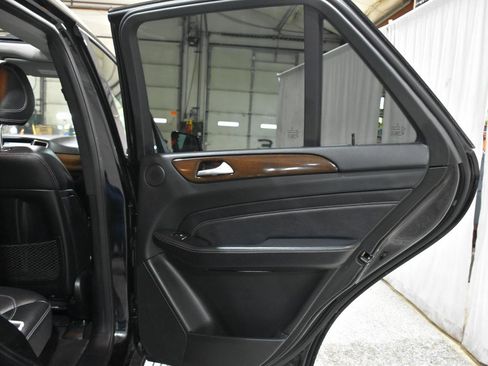 Used 2013 Mercedes-Benz ML 350 4MATIC image 38