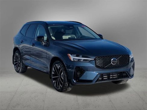 New 2026 Volvo XC60 T8 Ultra w/ Protection Package Premier image 8