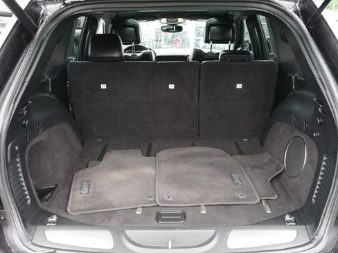 Used 2017 Jeep Grand Cherokee Overland AWD/4WD image 28