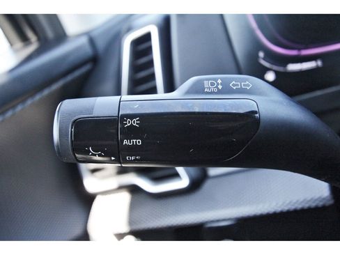 Used 2024 Kia Sportage LX image 21