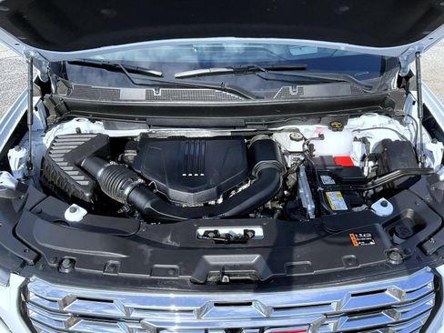 Certified 2026 GMC Acadia Denali w/ Super Cruise Package AWD/4WD image 27