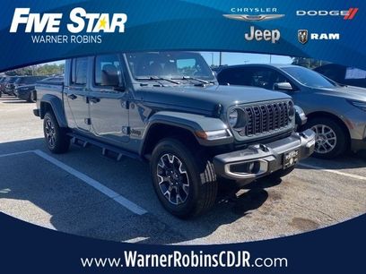 Used 2025 Jeep Gladiator Sport w/ Premium Package