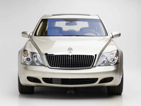 Used 2004 Maybach 57 RWD image 5