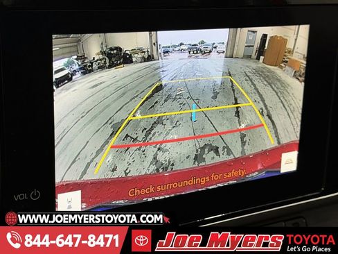 Used 2025 Toyota Camry LE image 19