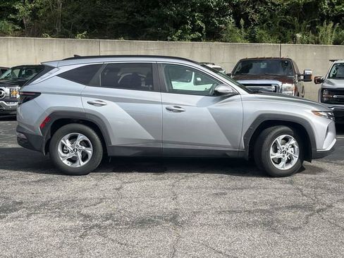 Used 2023 Hyundai Tucson SEL FWD image 2