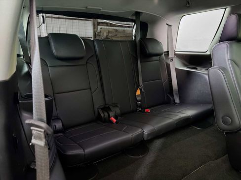 Used 2018 Chevrolet Tahoe LT w/ LT Signature Package image 26