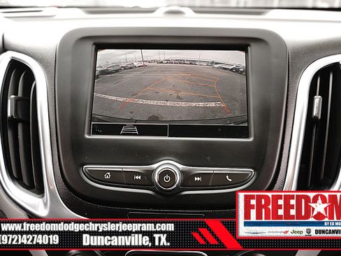 Used 2022 Chevrolet Equinox LS w/ Driver Confidence II Package image 24
