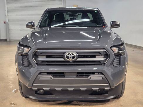 Used 2024 Toyota Tacoma SR image 2