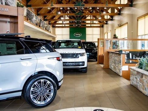 Certified 2022 Land Rover Range Rover Sport HST image 28