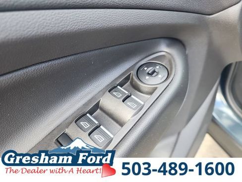 Used 2019 Ford Escape SE AWD/4WD image 17
