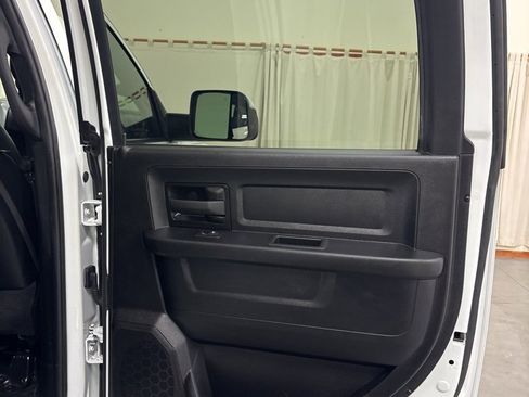 Used 2022 RAM 2500 Tradesman w/ Safety Group image 35