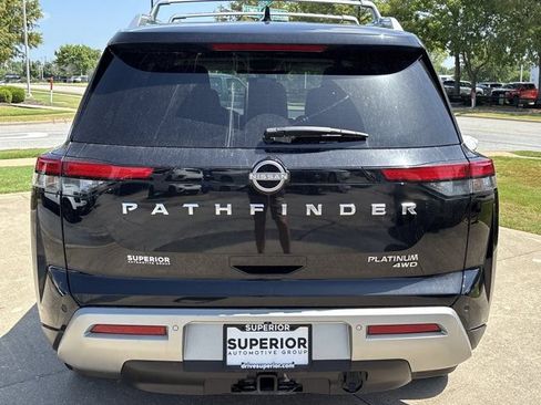 Used 2024 Nissan Pathfinder Platinum AWD/4WD image 5
