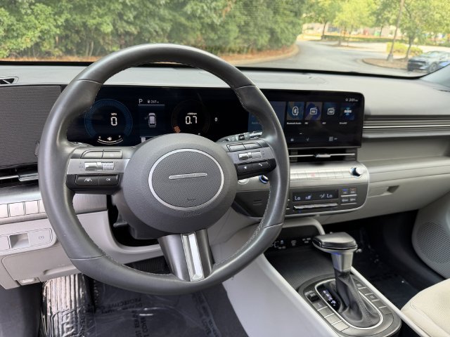 Used 2024 Hyundai Kona SEL AWD/4WD image 18